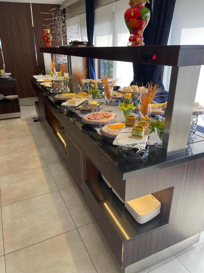 Souare Premium Hotel Konakry Zewnętrze zdjęcie